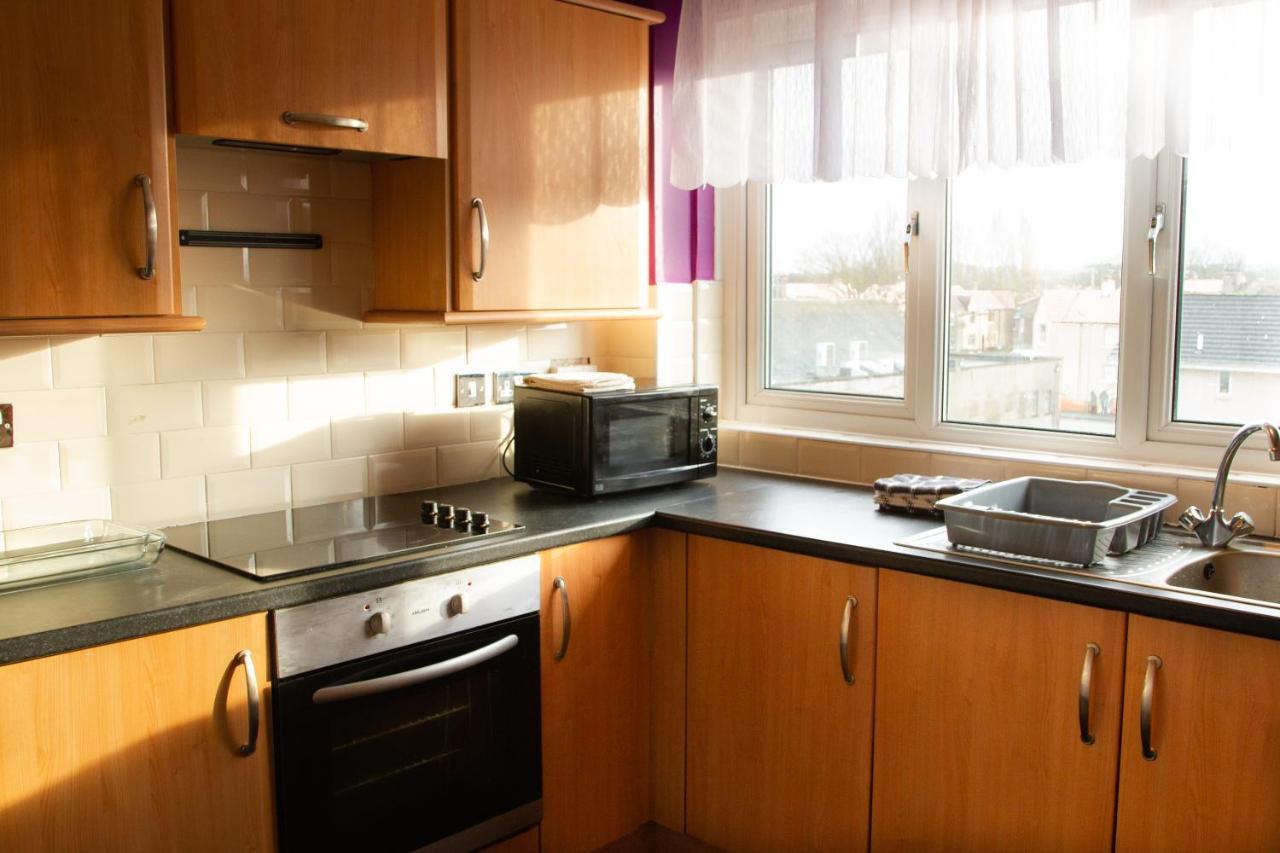 Carvetii - Derwent House - Spacious 2Nd Floor Flat Grangemouth Exterior foto